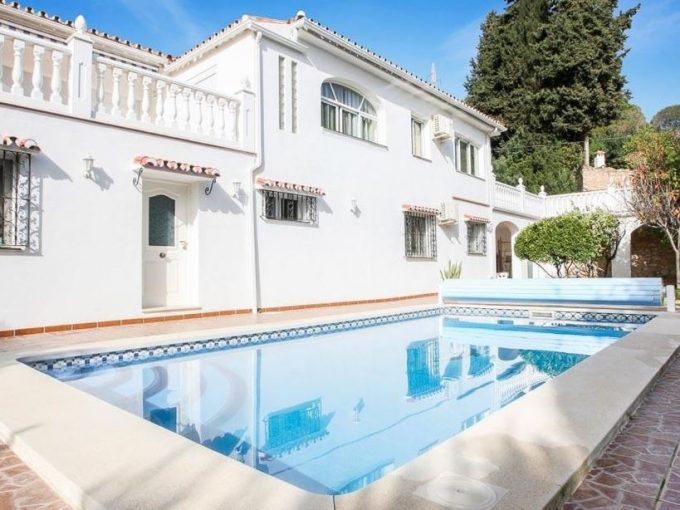 BENALMÁDENA COZY VILLA
