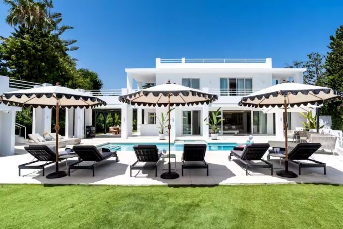 STUNNING VILLA IN MARBELLA