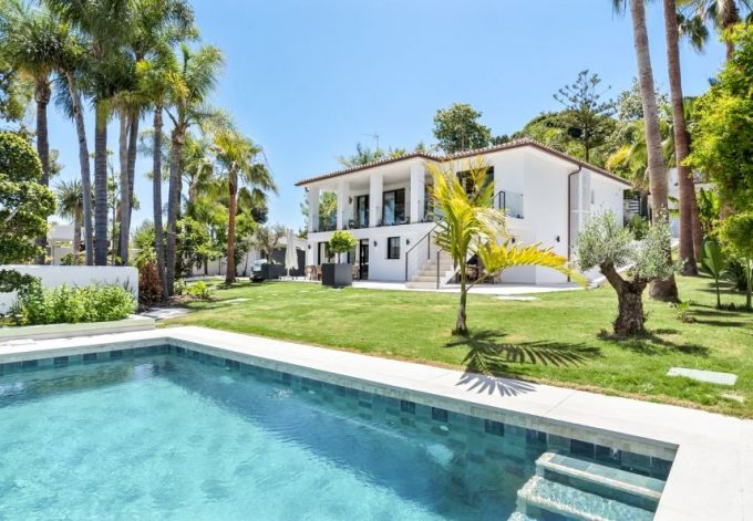 ESPLENDIDA VILLA EN MARBELLA